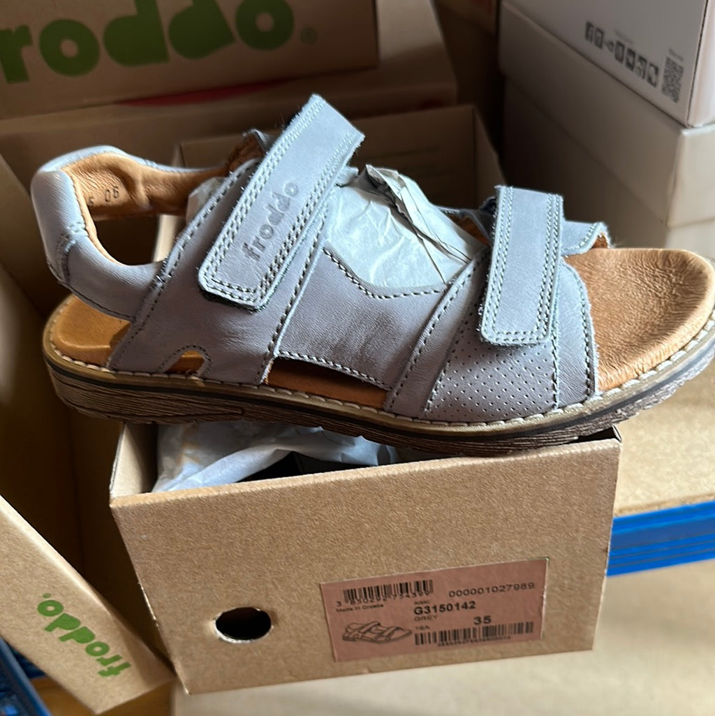 Froddo grey sandal - Elves & the Shoemaker