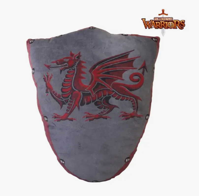 Pillowfight Warriors - Medieval Pendragon Shield - Elves & the Shoemaker